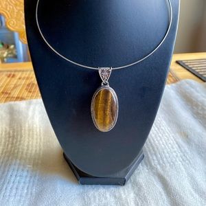 Gorgeous Tiger Eye 925 Sterling Silver Pendant